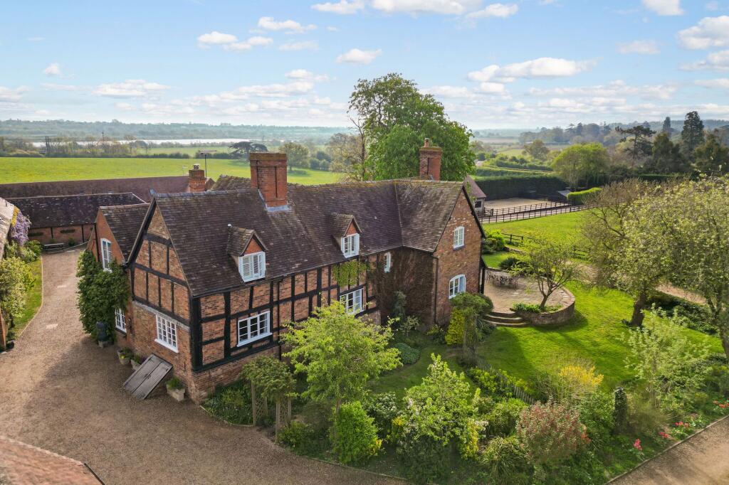 Main image of property: Queenhill, Upton-on-Severn, Worcester, Worcestershire, WR8