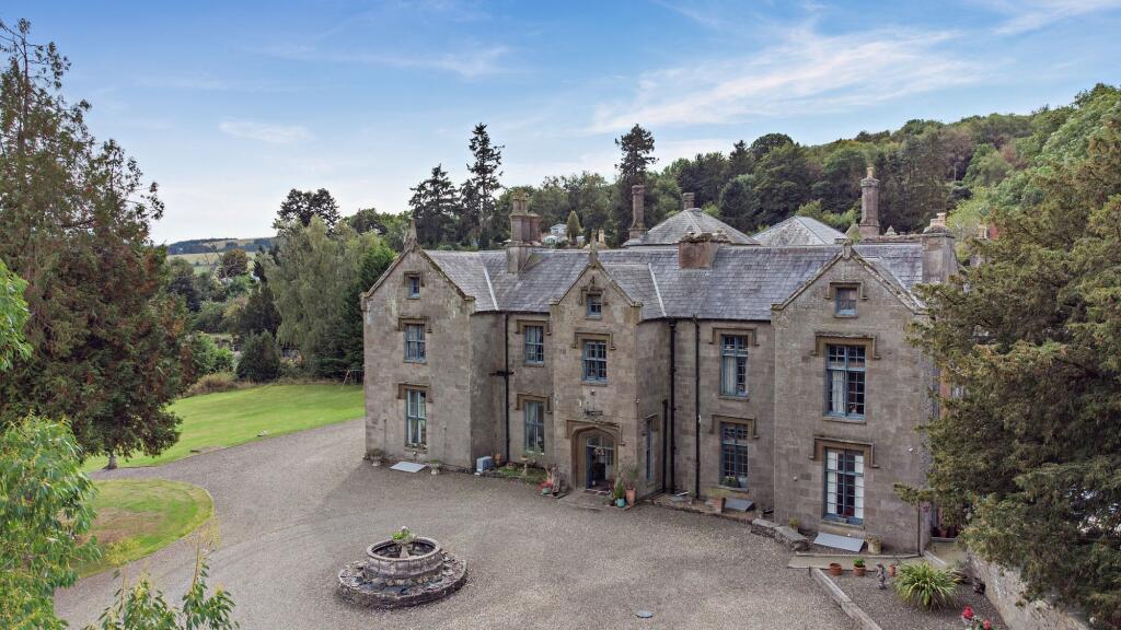 Main image of property: Norton Manor Park, Norton, LD8