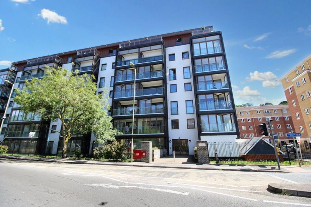 Main image of property: Flat 19 Grand View