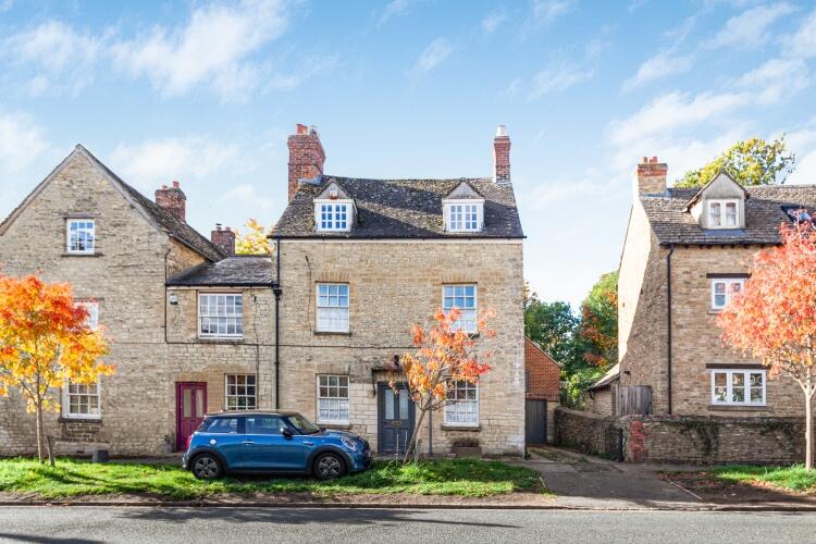 Main image of property: Manor Road, Woodstock