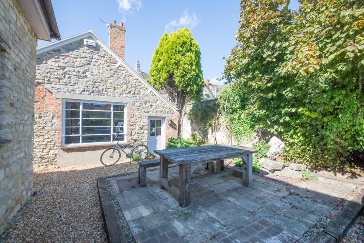 Main image of property: Oxford Street, Woodstock OX20