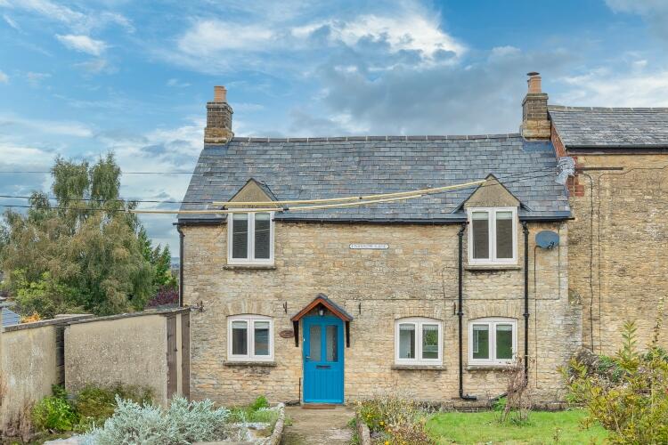 Main image of property: Narrow Lane, Charlbury