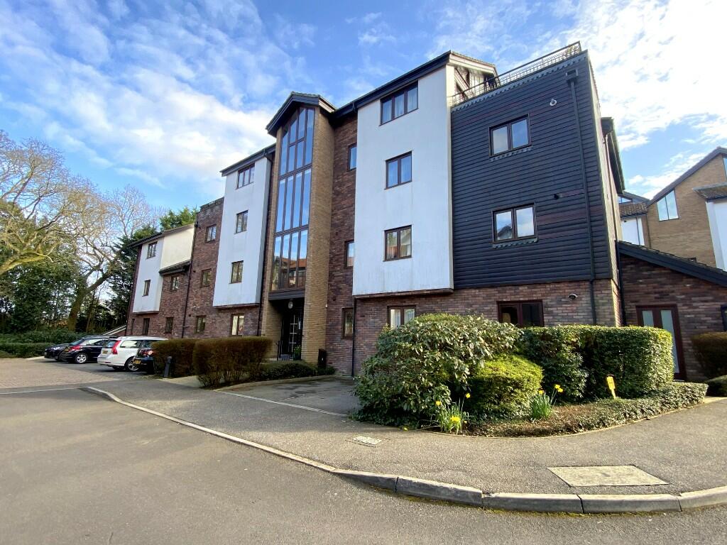 2 bedroom apartment for sale in Coach House Mews, Ferndown, BH22