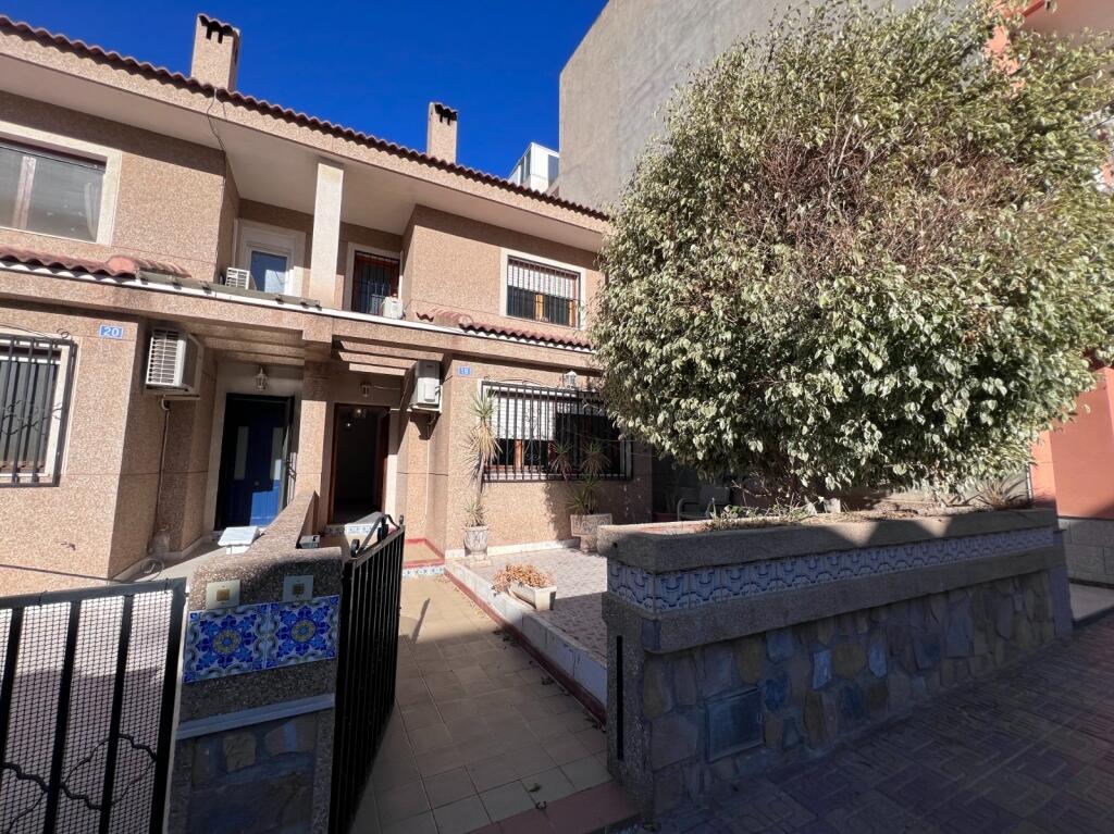 4 bedroom terraced house for sale in Jacarilla, Spain