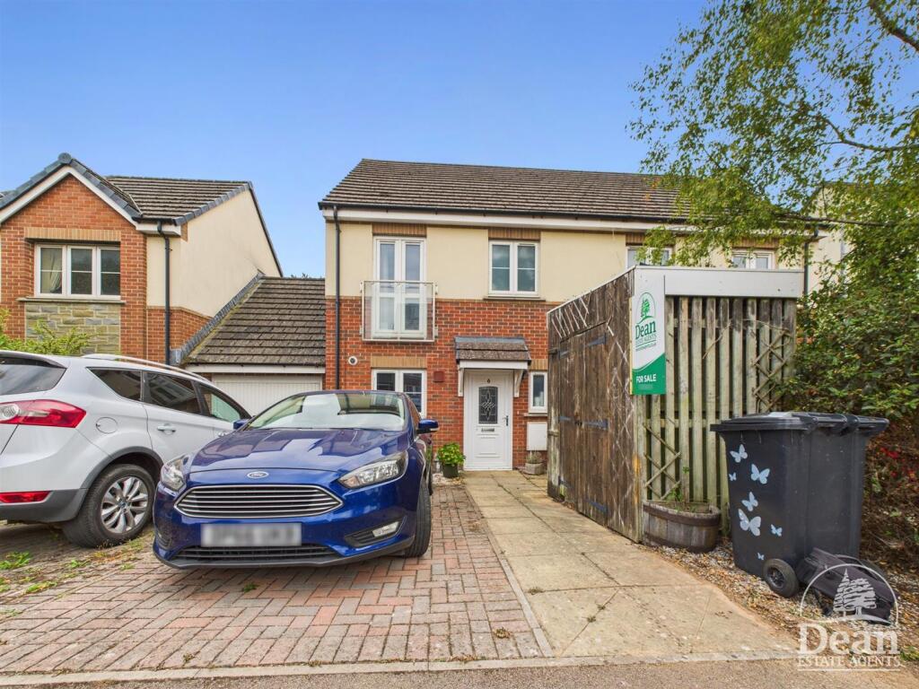 Main image of property: Bledisloe Way, Lydney