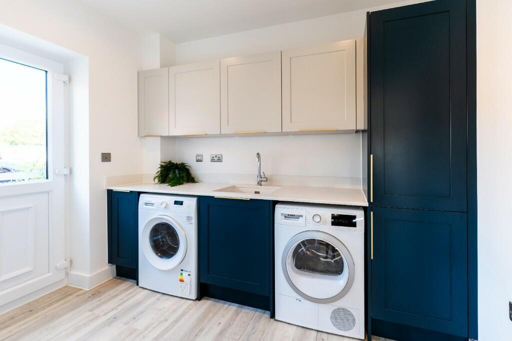 Additional property image - Heath Road,
East Bergholt,
Colchester, 
CO7 6RT