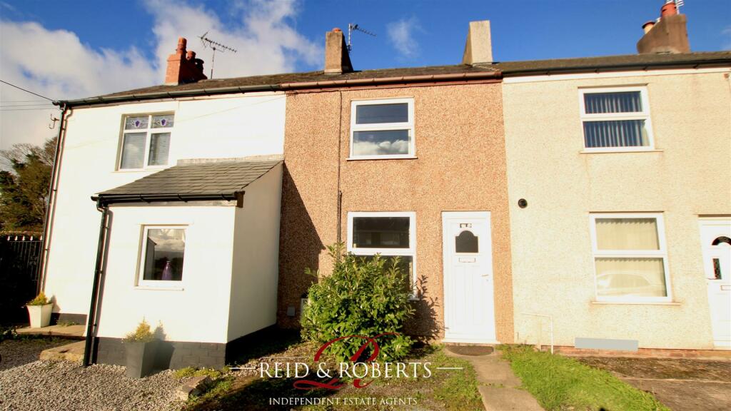 2 bedroom terraced house for sale in Mold Road, Buckley, CH7