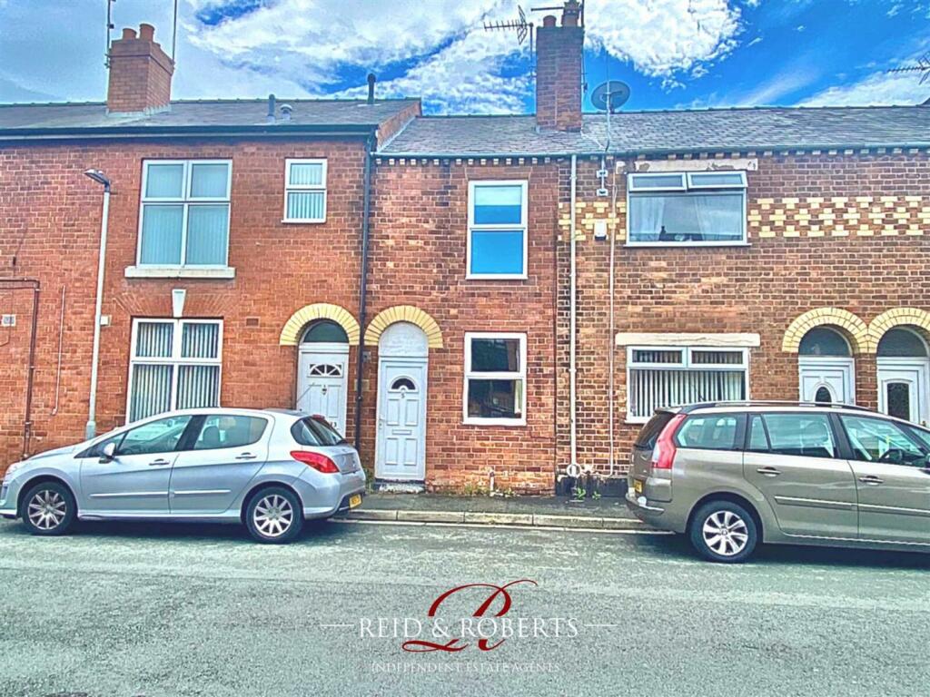 3 bedroom terraced house for rent in Pen Y Llan, Connahs Quay, CH5