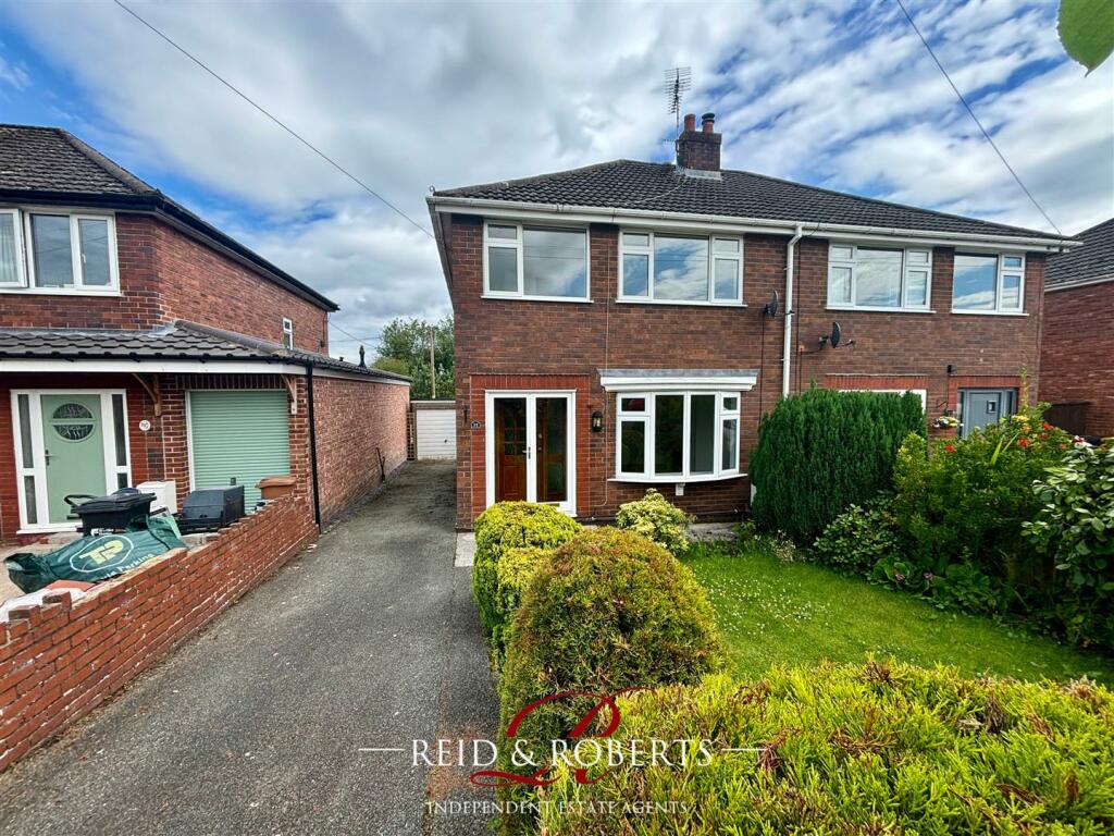 3 bedroom semidetached house for sale in Pen Y Bryn, Sychdyn, CH7