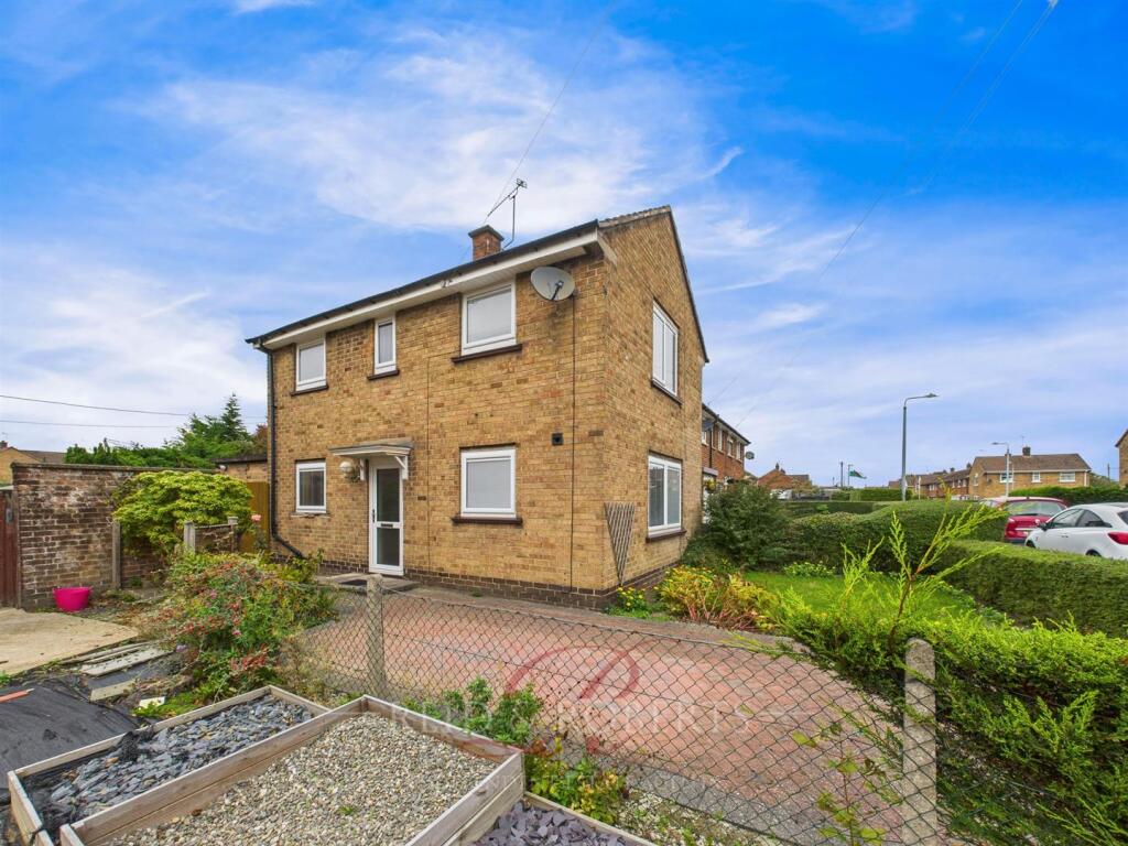 2 bedroom end of terrace house
