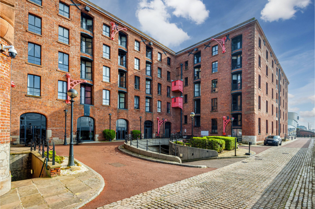 2 bedroom apartment for sale in Albert Dock, Liverpool, Merseyside, L3