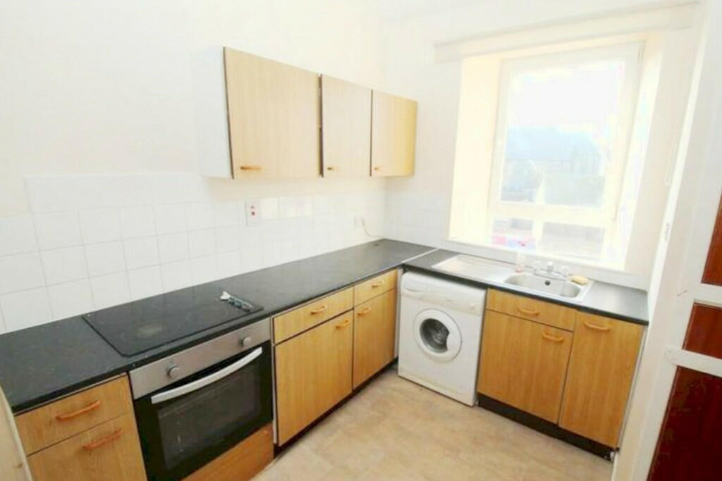 Additional property image - Flat A, Tenanted Flat, 61 Cross Street, Fraserburgh, AB43 9EL