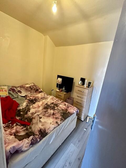 Additional property image - Oak Tree Lane, Birmingham, B29 6JE