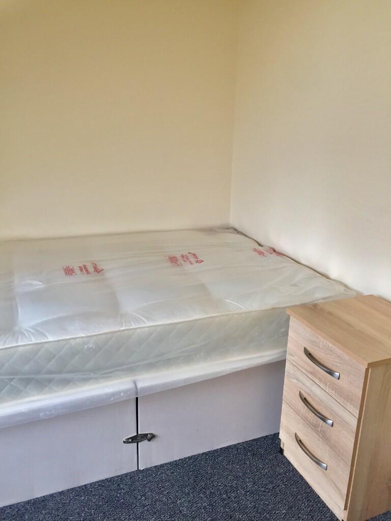 Additional property image - Raddlebarn Road, Birmingham, B29