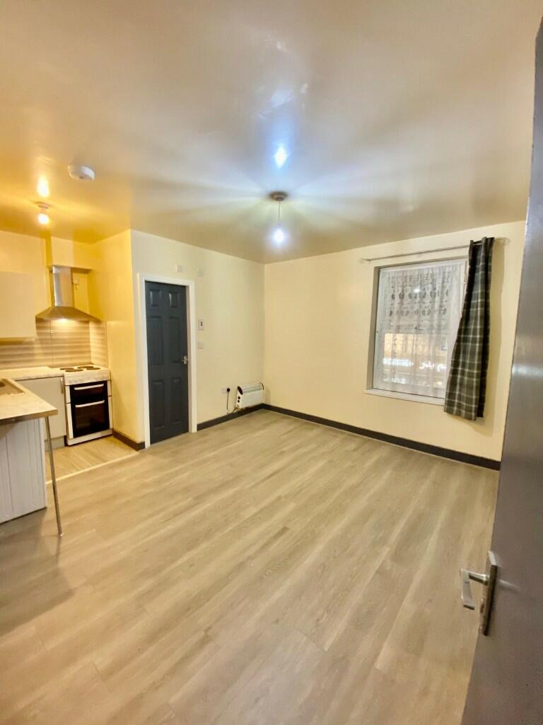 Additional property image - Ladypool Road, Birmingham, B12 8LQ