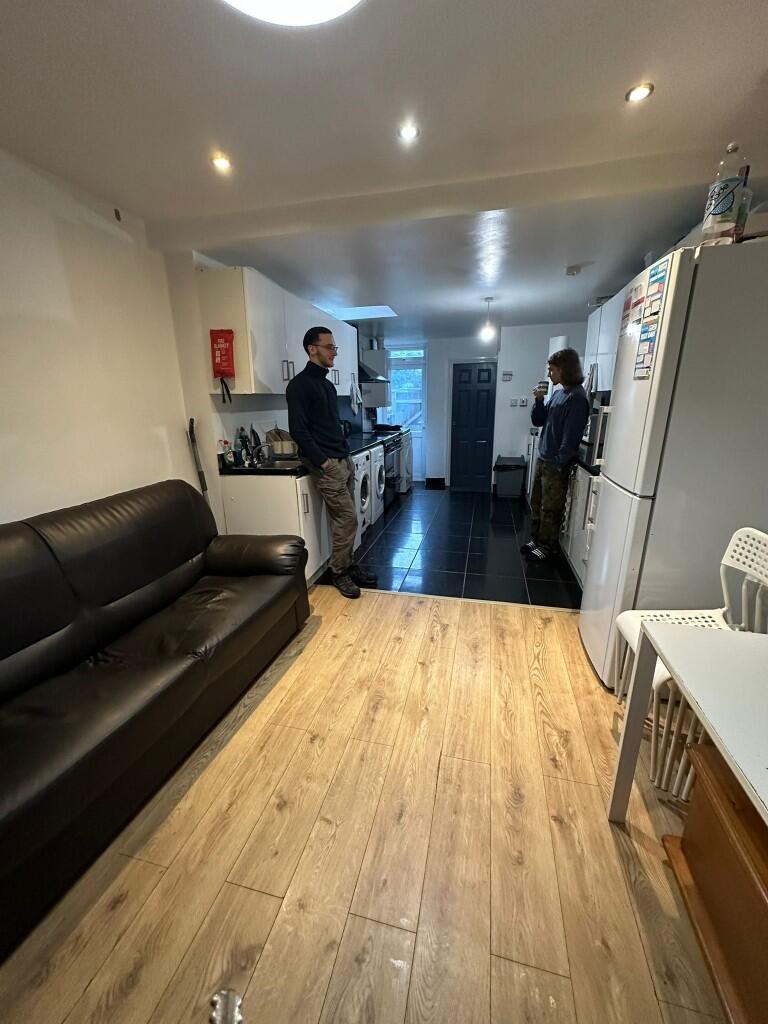Additional property image - Dawlish Road, Birmingham, B29