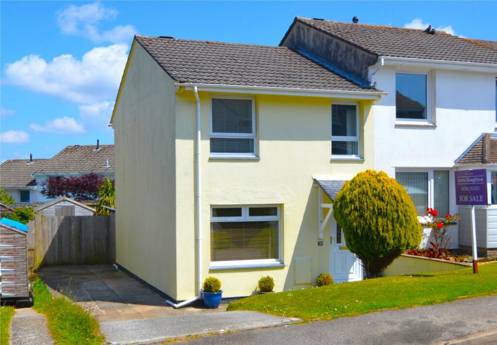 3 bedroom semidetached house for sale in Longfield, Falmouth, TR11