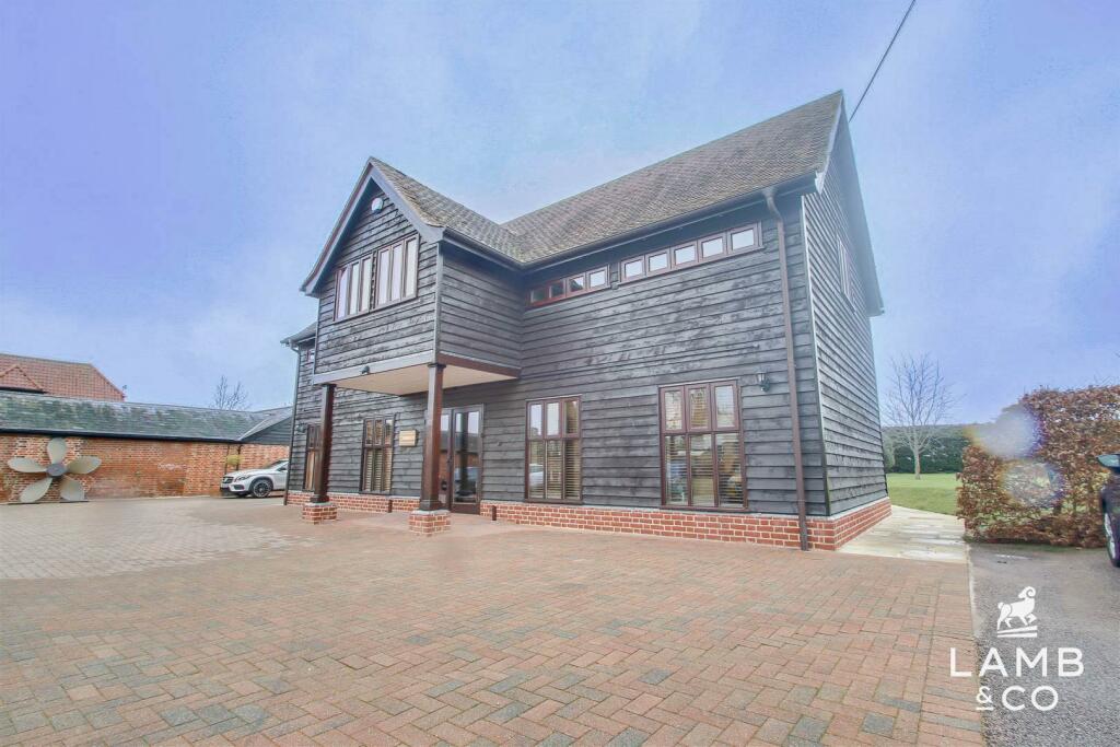 Additional property image - Long Lane, Tendring, Clacton-On-Sea