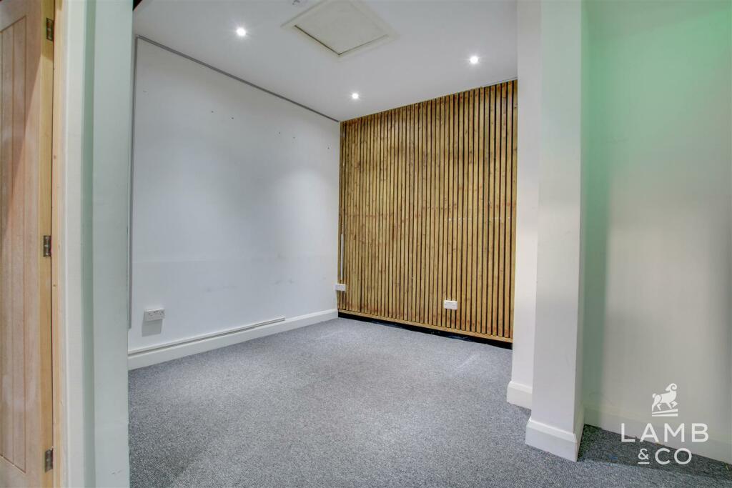Additional property image - Old Road, Clacton-on-Sea