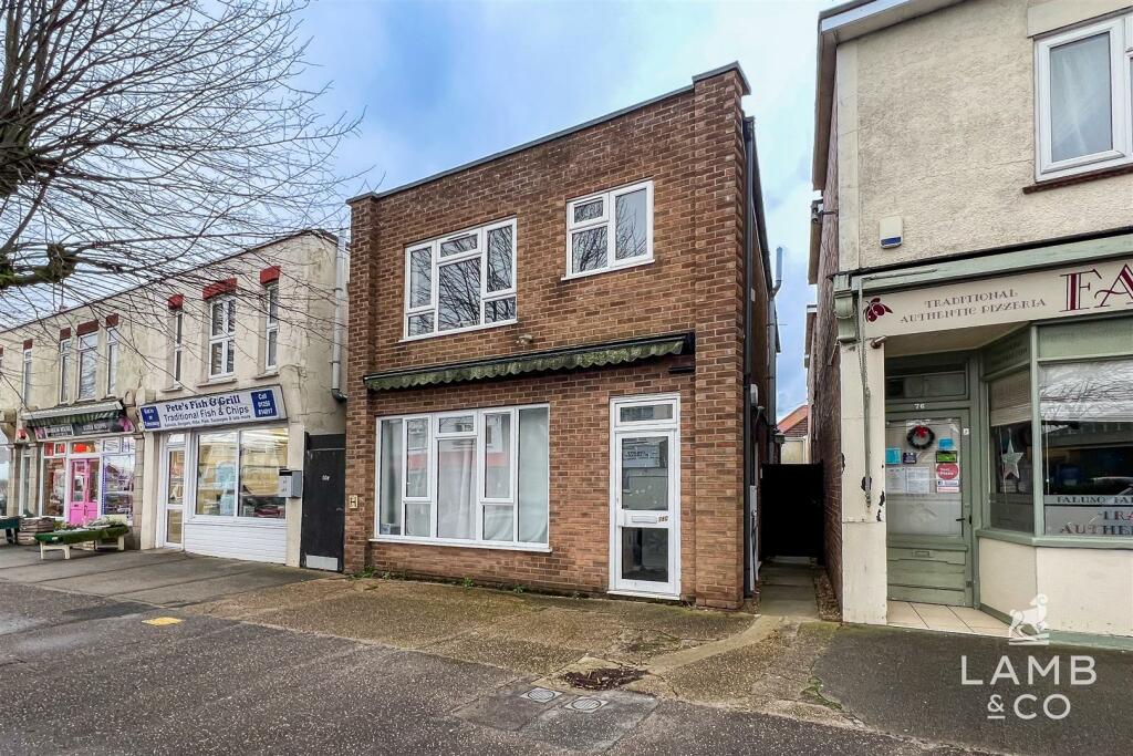 Commercial property for sale in Kings Avenue, HollandOnSea, CO15