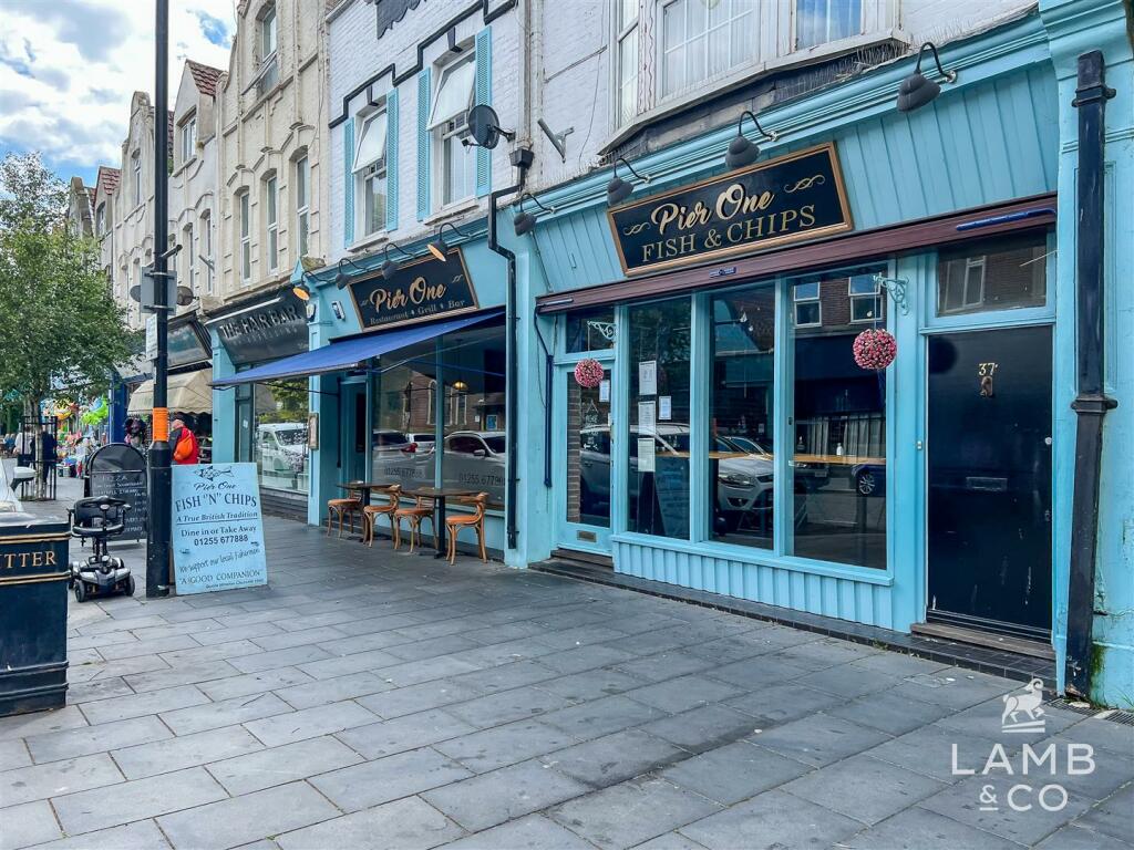Additional property image - Connaught Avenue, Frinton-On-Sea