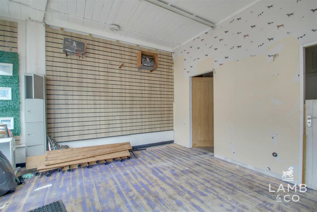 Additional property image - Old Road, Clacton On Sea