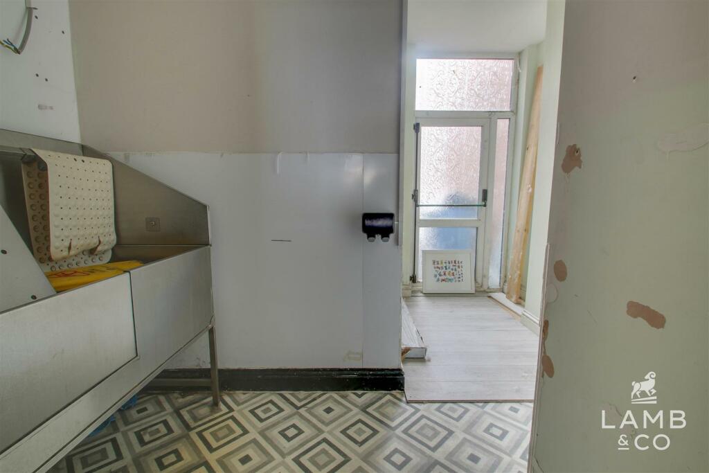 Additional property image - Old Road, Clacton On Sea