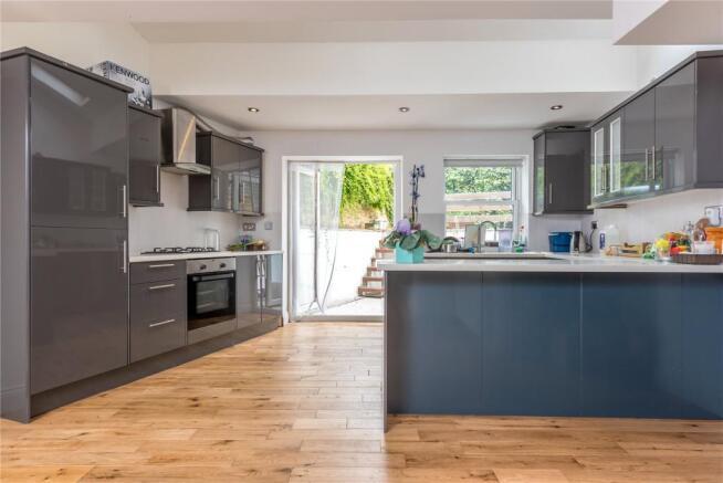Main image of property: Riversdale Road, London, N5