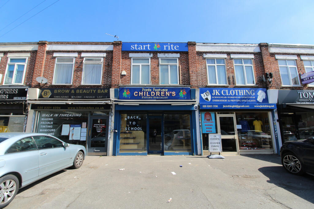 Shop to lease in Wellington Parade, Blackfen Road, Sidcup, DA15