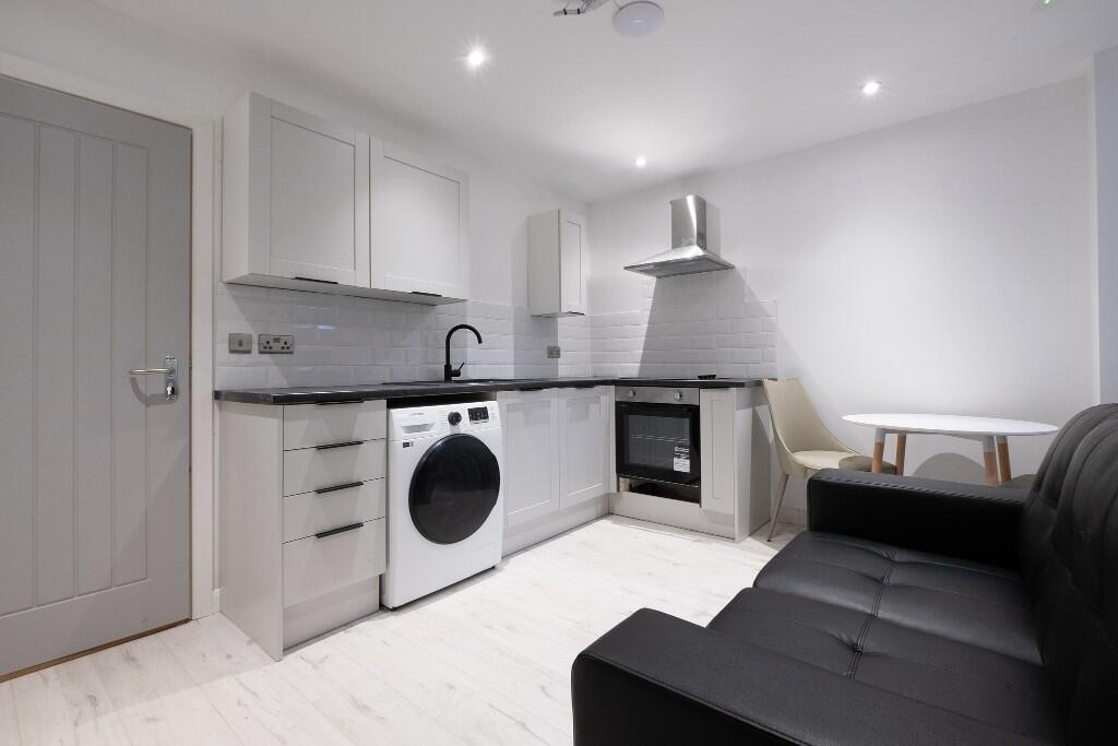 Main image of property: Flat 1, 18 St. Albans Road, Swansea, Wales, SA2