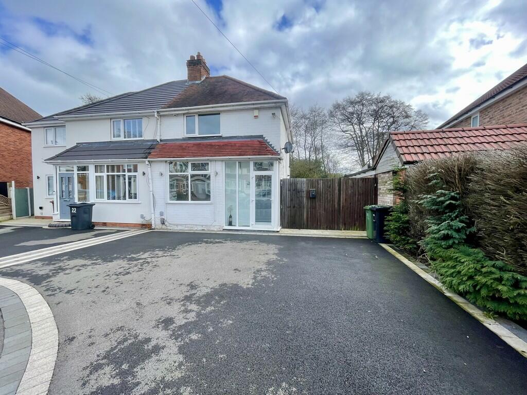 2 bedroom semi-detached house for rent in Ringswood Road, Solihull, B92