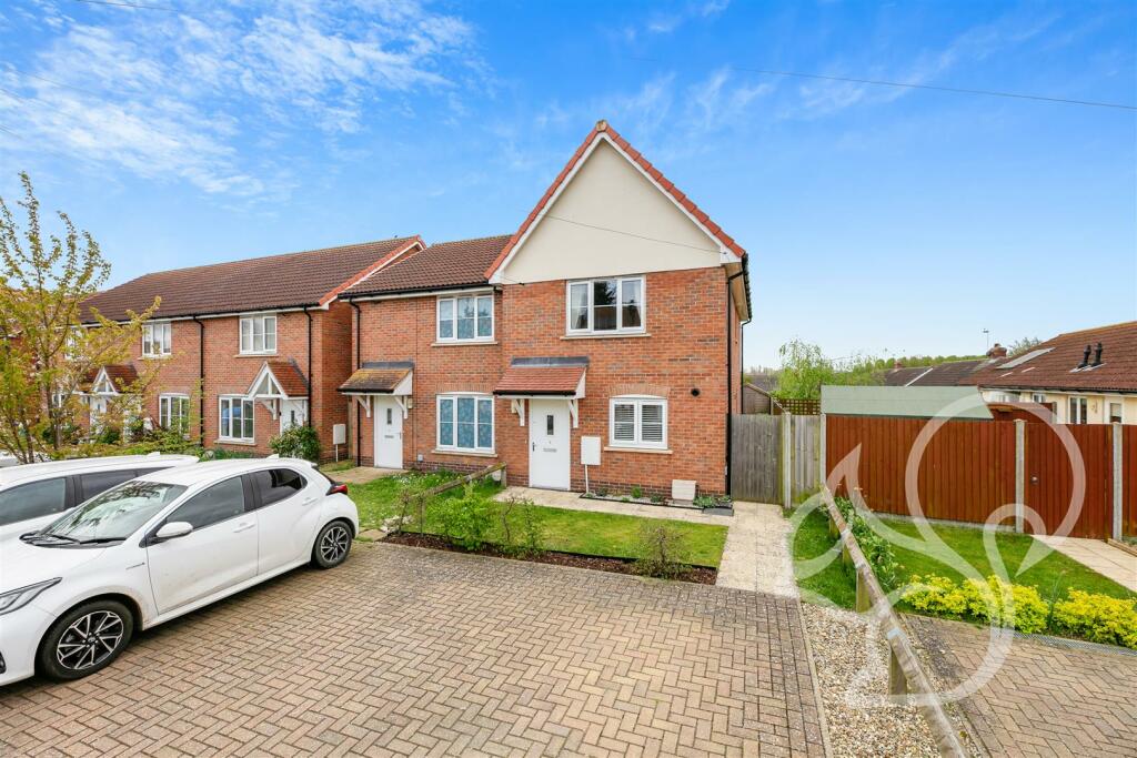 2 bedroom semidetached house for sale in Bixby Avenue, Haughley, IP14