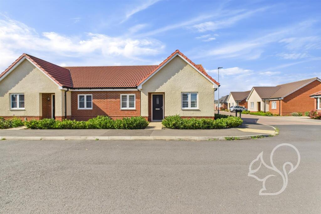 Main image of property: Oxlip Way, Stowupland