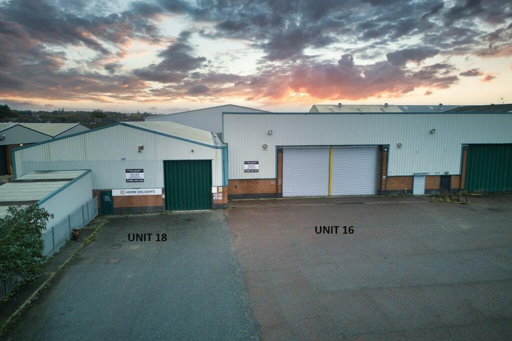 Main image of property: 16 Kelvinside, Wallasey, Merseyside, CH44