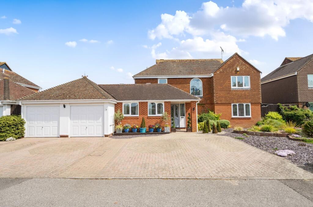 Main image of property: Densihale, Aldwick Felds, PO21