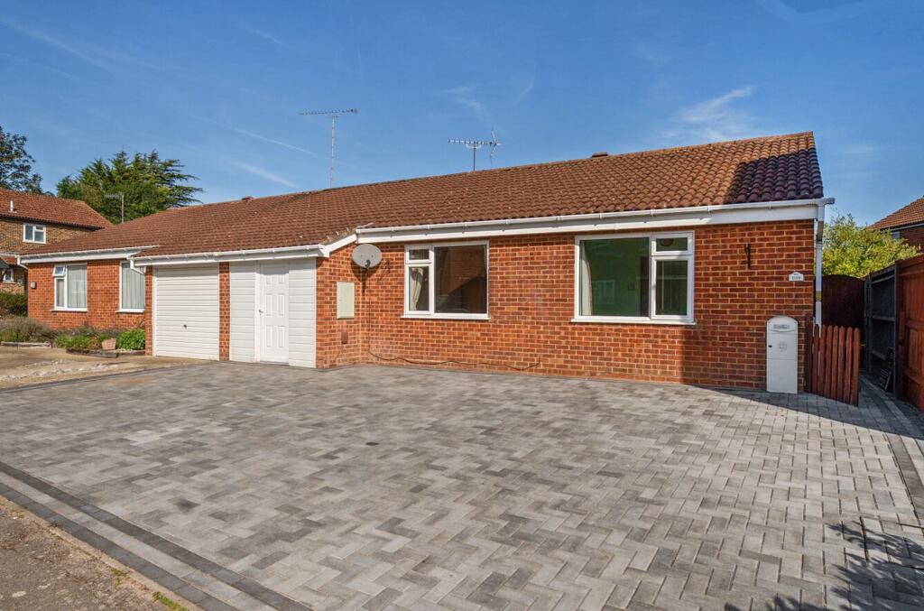 Main image of property: Sunningdale Gardens, Bersted, PO22