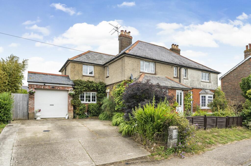 3 bedroom semidetached house for sale in Main Road, Nutbourne, PO18