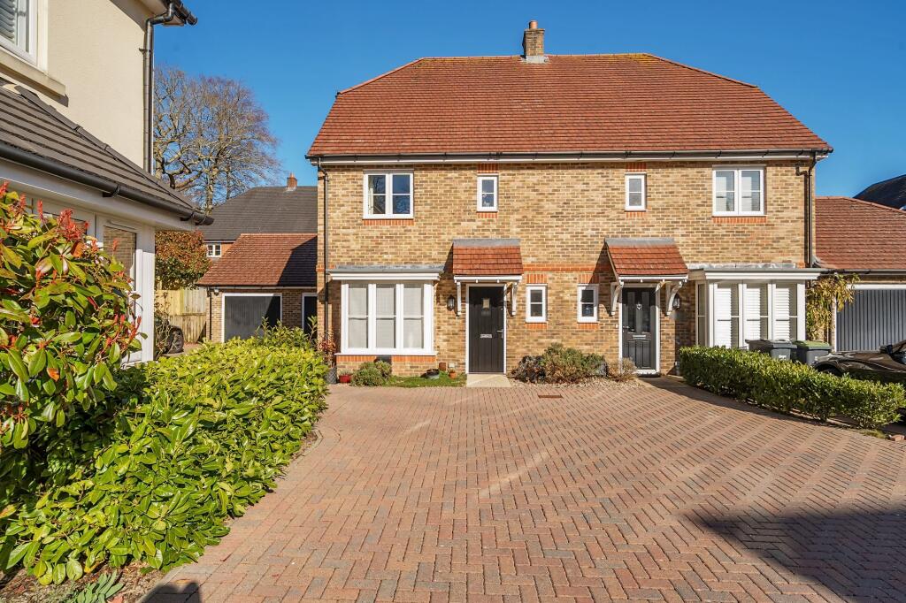 Main image of property: Oaktree Drive, Emsworth, PO10
