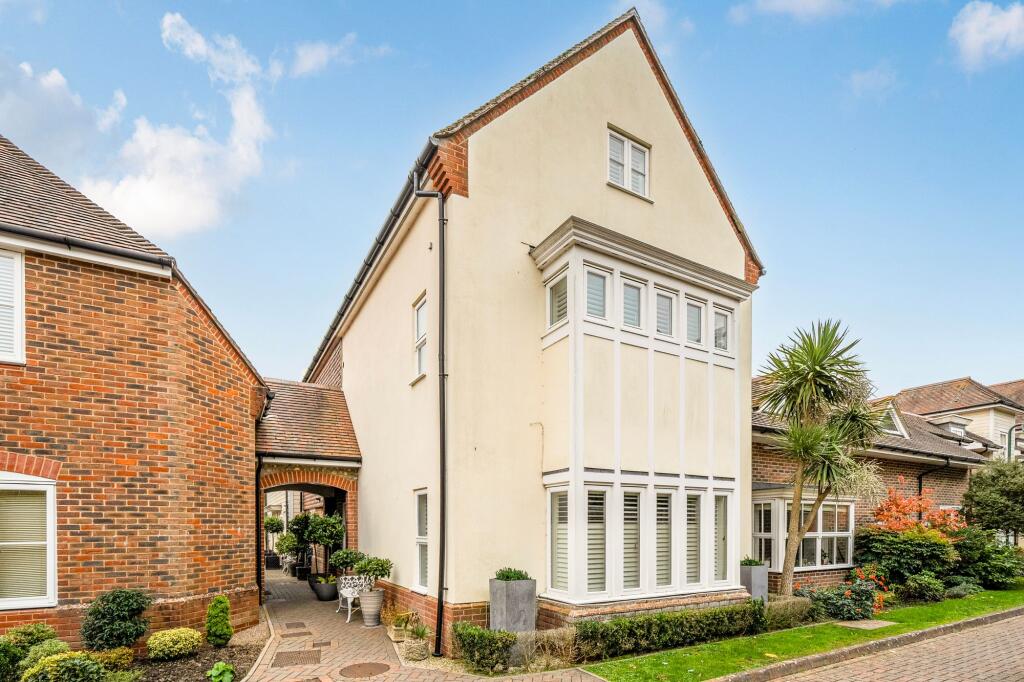 Main image of property: Pears Grove, Emsworth, PO10