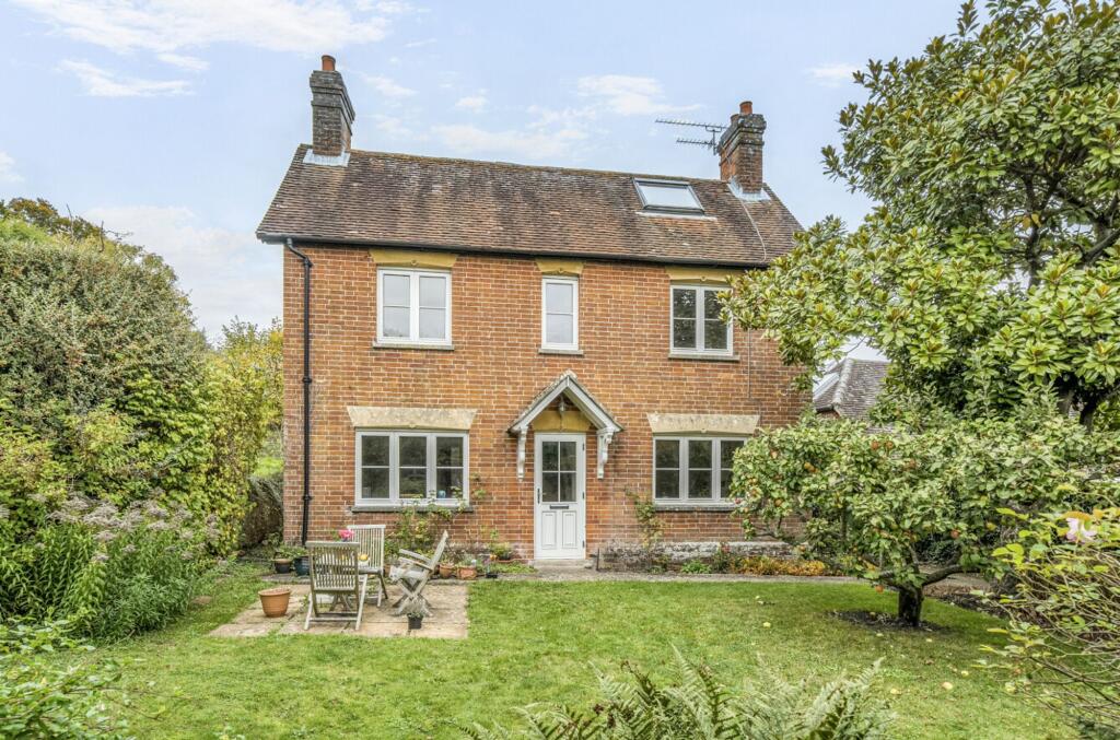 Main image of property: Finchdean, Waterlooville, PO8