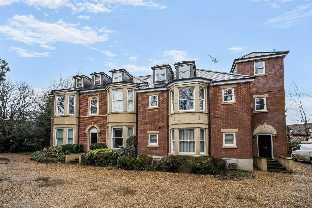 Main image of property: Horndean Road, Lindens House, PO10