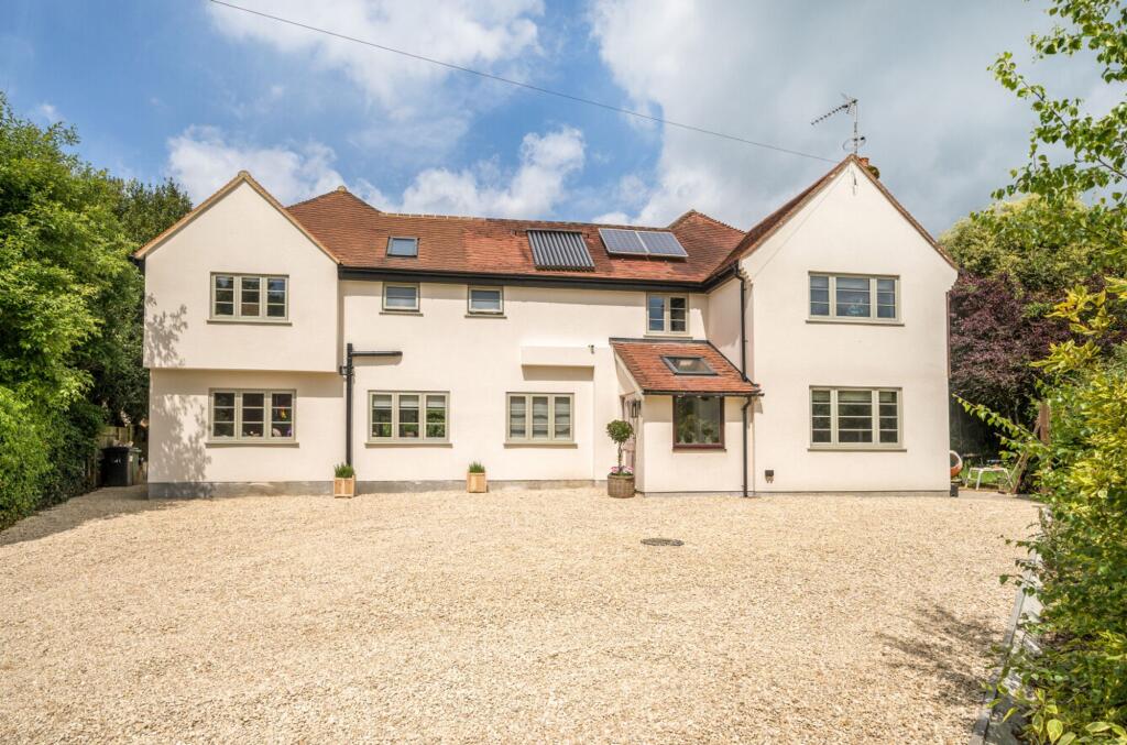 Main image of property: Froxfield, Petersfield, GU32