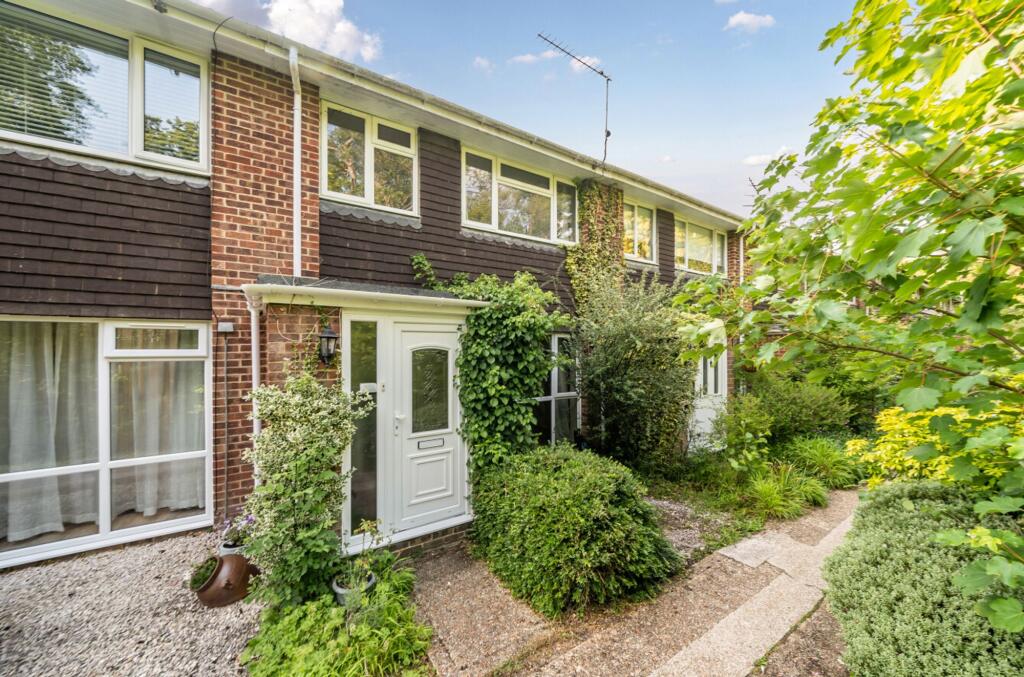Main image of property: Yorkwood, Liss, GU33