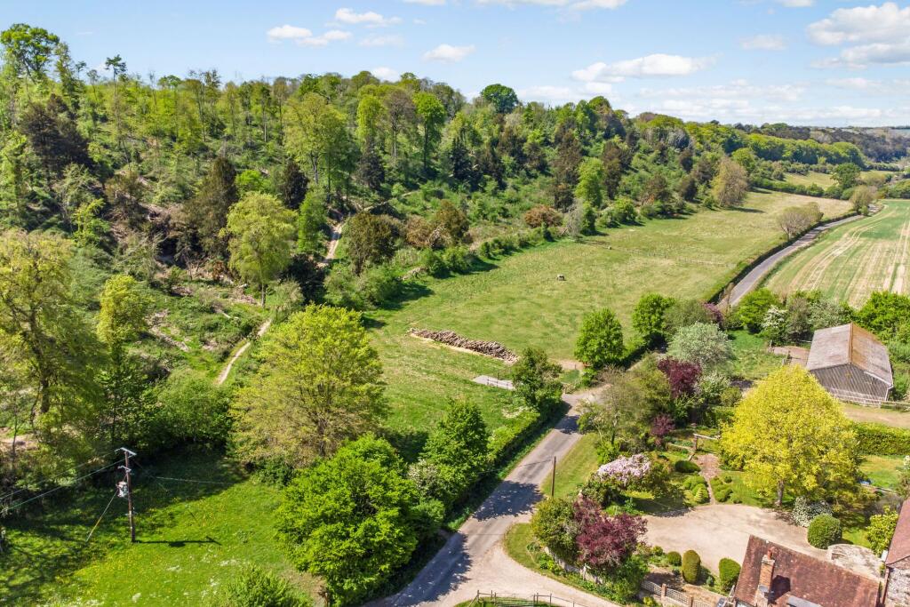 Main image of property: South Lane, Finchdean, PO8