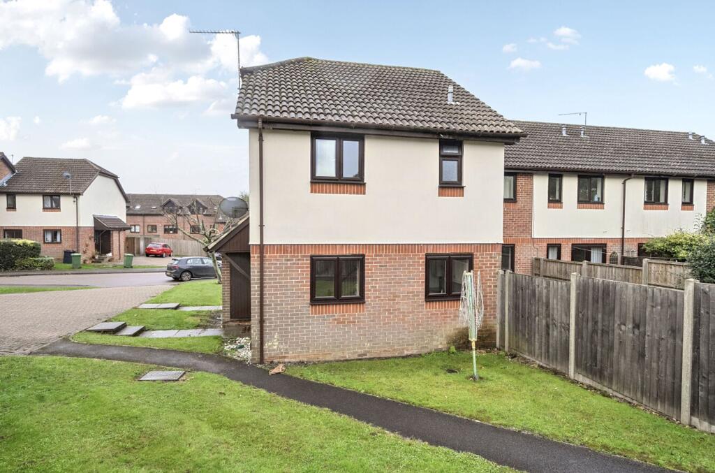 Main image of property: Sandringham Road, Petersfield, GU32