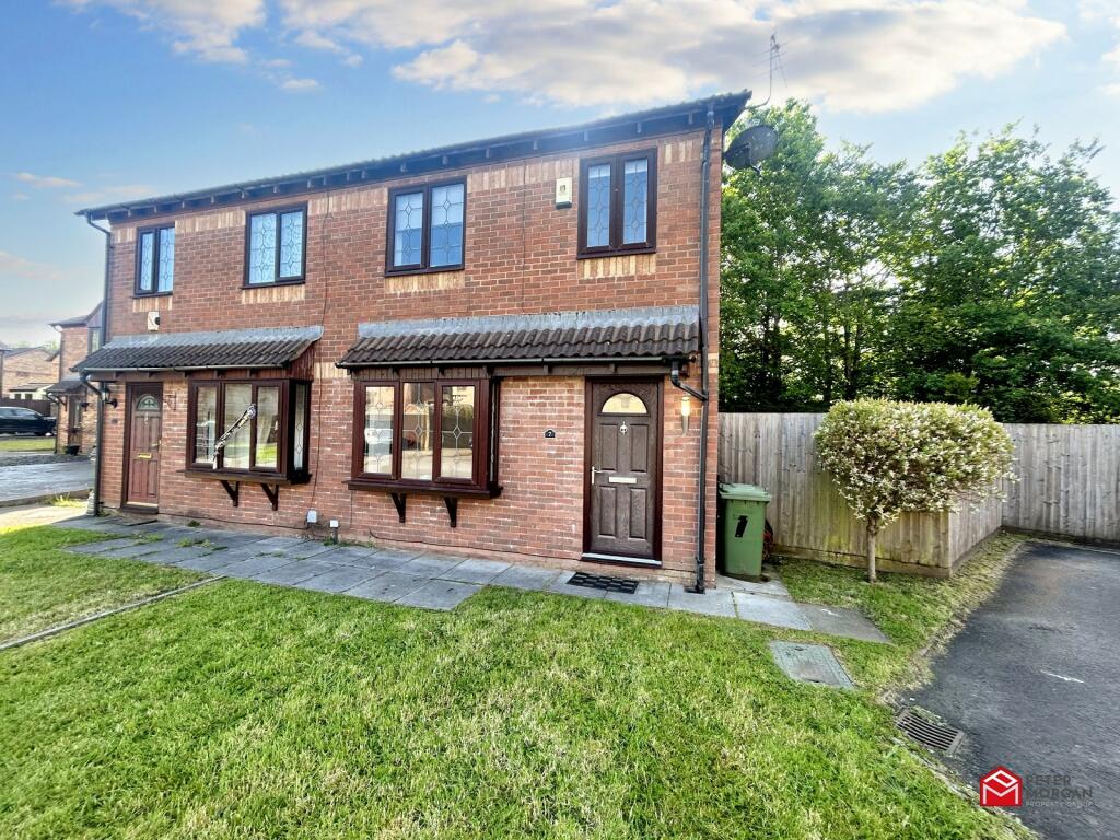 3 bedroom end of terrace house for sale in Fitzwilliam Close, Cross Inn, Pontyclun, Rhondda