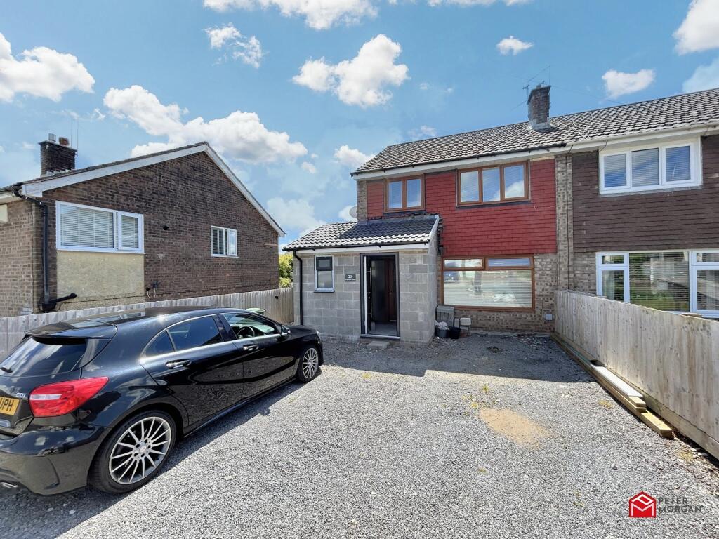 Main image of property: Crawford Close, Beddau, Pontypridd, Rhondda Cynon Taff. CF38 2SD