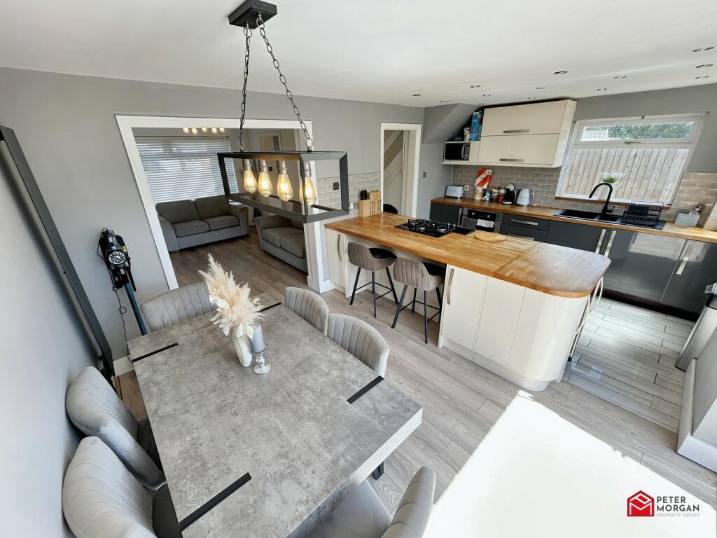 Additional property image - Crawford Close, Beddau, Pontypridd, Rhondda Cynon Taff. CF38 2SD