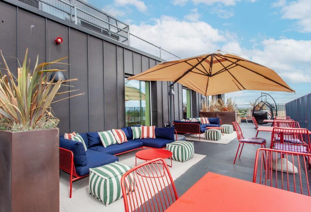 Main image of property: The Mall, London, W5