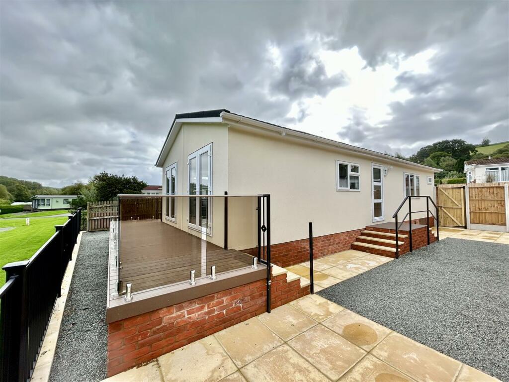 2 bedroom park home for sale in Rockbridge Residential Park, Discoyd, Presteigne, LD8